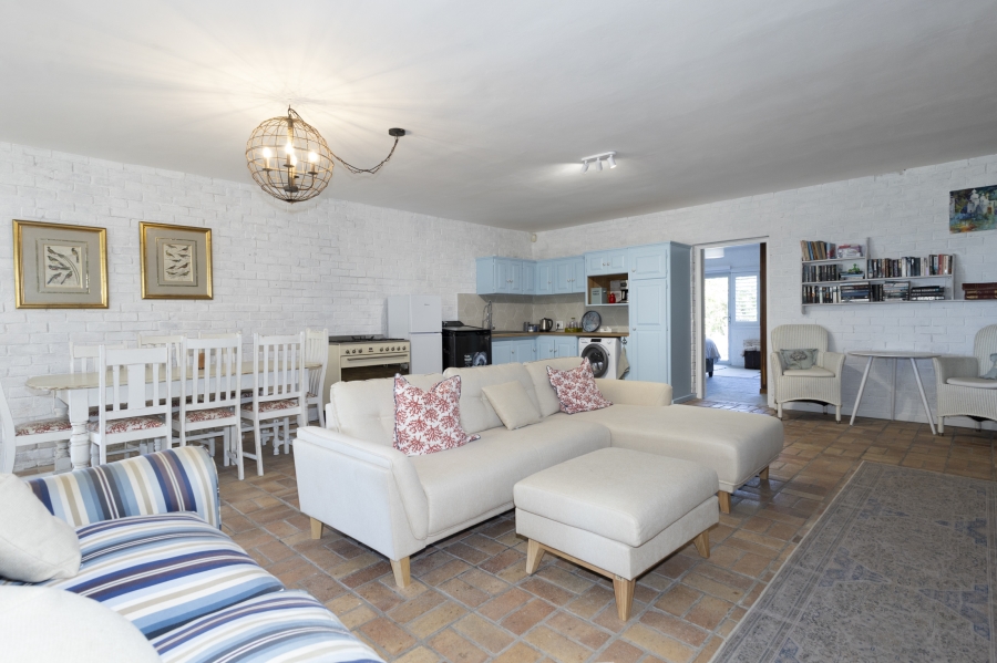 6 Bedroom Property for Sale in West Beach Eastern Cape